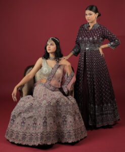 Discover Bahuranisaree’s Crop Top Collection – bold, stylish & effortlessly chic! 💋 Pair with sarees, skirts or denims for your perfect fusion look.