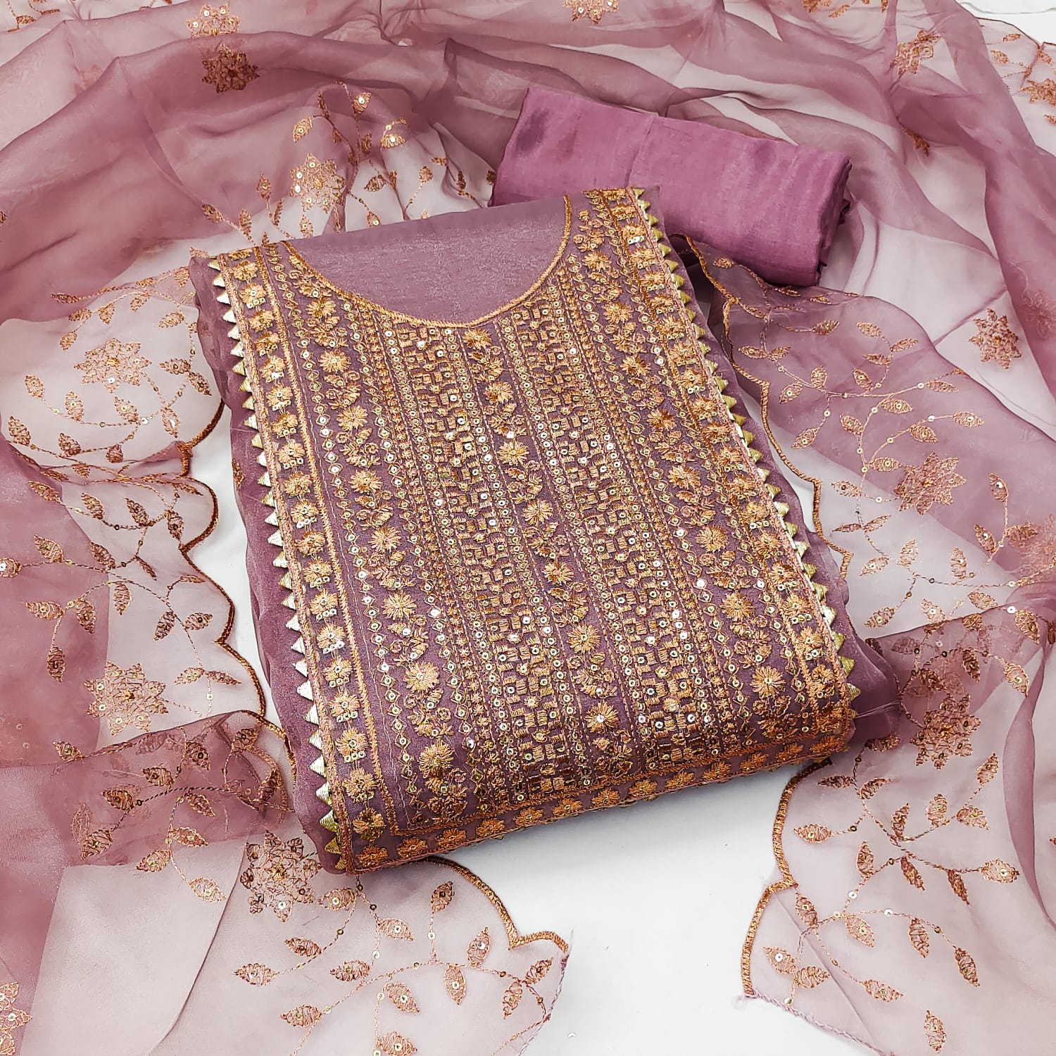 bahuranisaree-dress-material-thumbnail